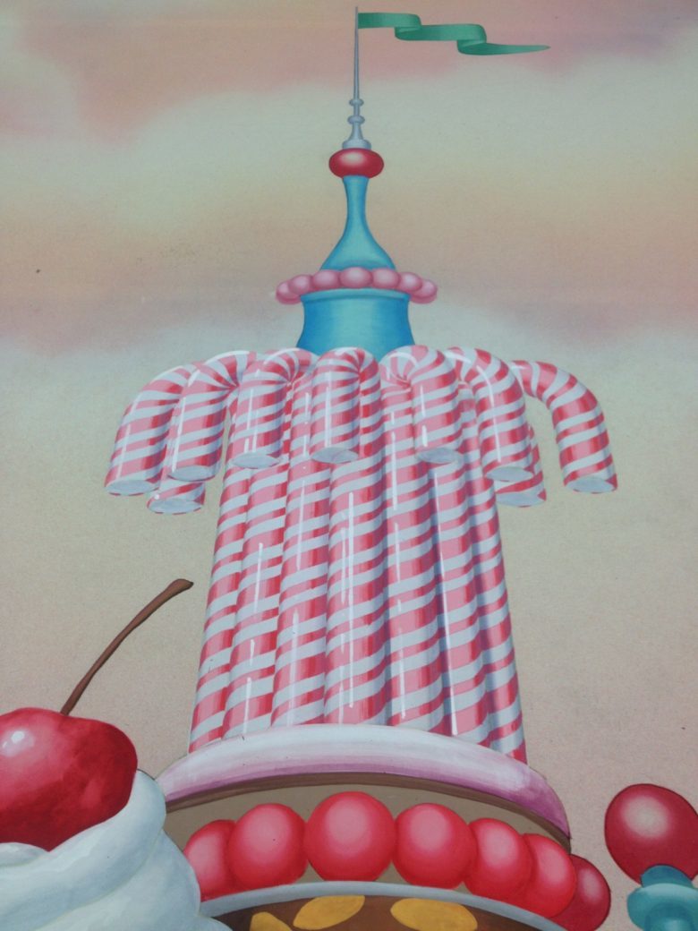 
				Detail of the Candy Skyline backdrop		